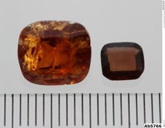 Foto von Granat (Grossular, Hessonit) (NHMW-MIN-Ab5766)